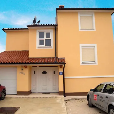 3 * Ližnjan